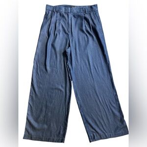 Ann Taylor Navy Trousers. Wide Leg.  Zipper And Slide Closure in Front.  Size 14